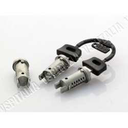 Kit 3 cilindretti serrature con 2 chiavi per bloccasterzo, bauletto e sella per Vespa PX Arcobaleno e freno a disco - PK XL - R.