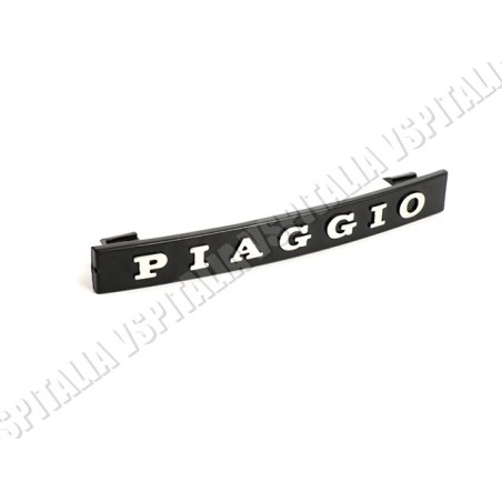 Targhetta -Piaggio- in plastica ad incastro per mascherina copristerzo Vespa PX Arcobaleno - T5 -  R.O. Piaggio 232895